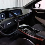 Kia - EV6 - GT-Line AWD 77 kWh 325 hv // Meridian / Panorama / Koukku / ACC / HUD / 360-kamera / Ilmastoidut muistipenkit / ILP / - Maastoauto