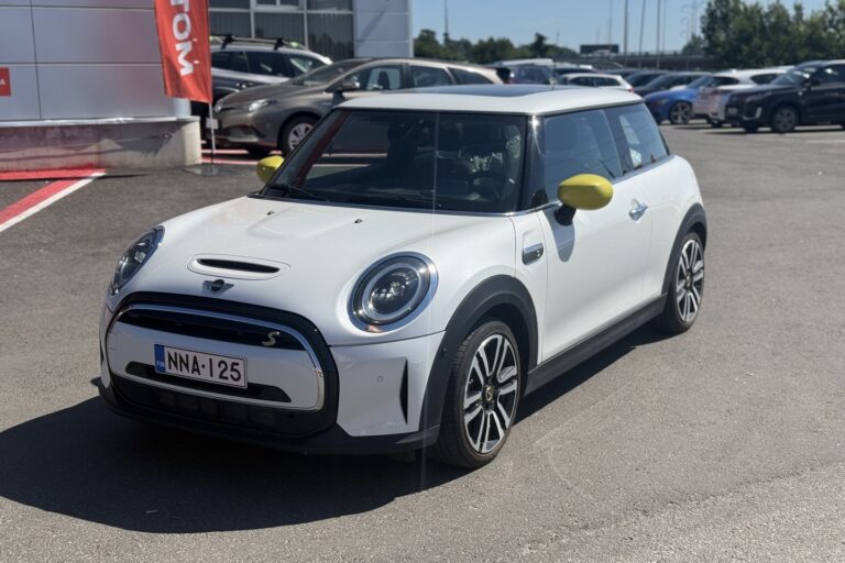 MINI - Hatchback - Cooper SE Maximise - Viistoperä