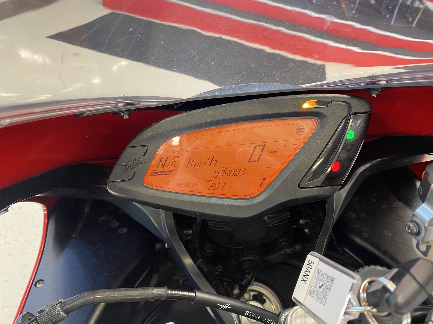 MV Agusta - F3 - 675 // Juuri saapunut / Shifter / TC // - Moottoripyörä