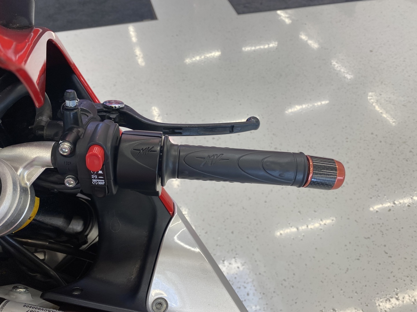 MV Agusta - F3 - 675 // Juuri saapunut / Shifter / TC // - Moottoripyörä