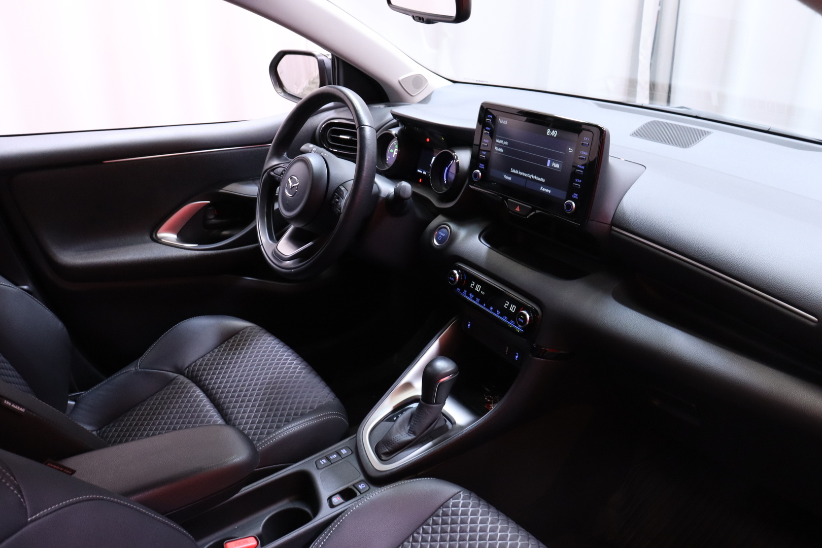 Mazda - 2 Hybrid - Hybrid 1.5 Agile Comfort + Safety -paketeilla // 1.om Suomi-auto / ACC / Keyless Puolinahat / Kamera / LED // - Viistoperä