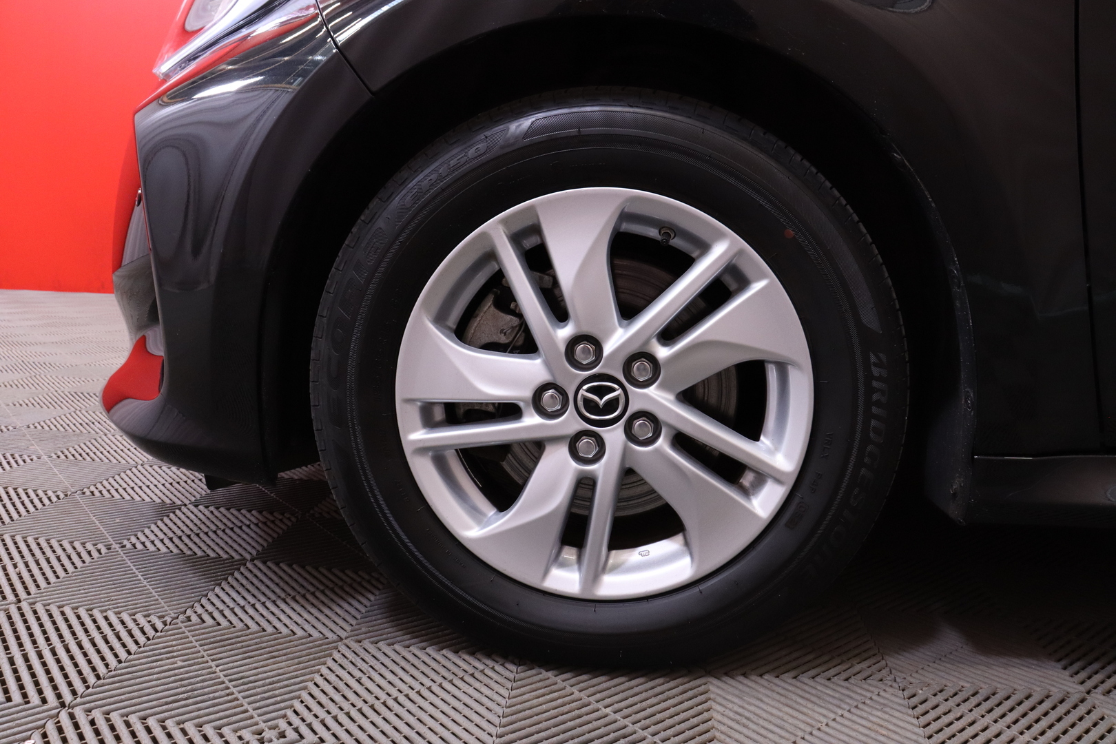 Mazda - 2 Hybrid - Hybrid 1.5 Agile Comfort + Safety -paketeilla // 1.om Suomi-auto / ACC / Keyless Puolinahat / Kamera / LED // - Viistoperä