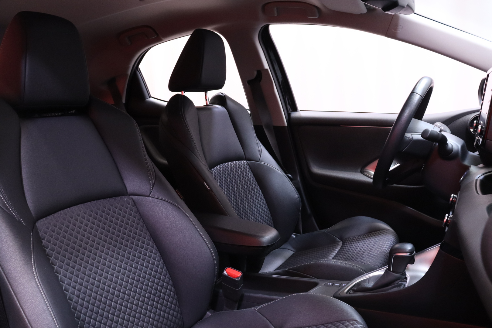 Mazda - 2 - 1.5 Agile Comfort + Safety -paketeilla // 1.om Suomi-auto / ACC / Keyless Puolinahat / Kamera / LED // - Viistoperä