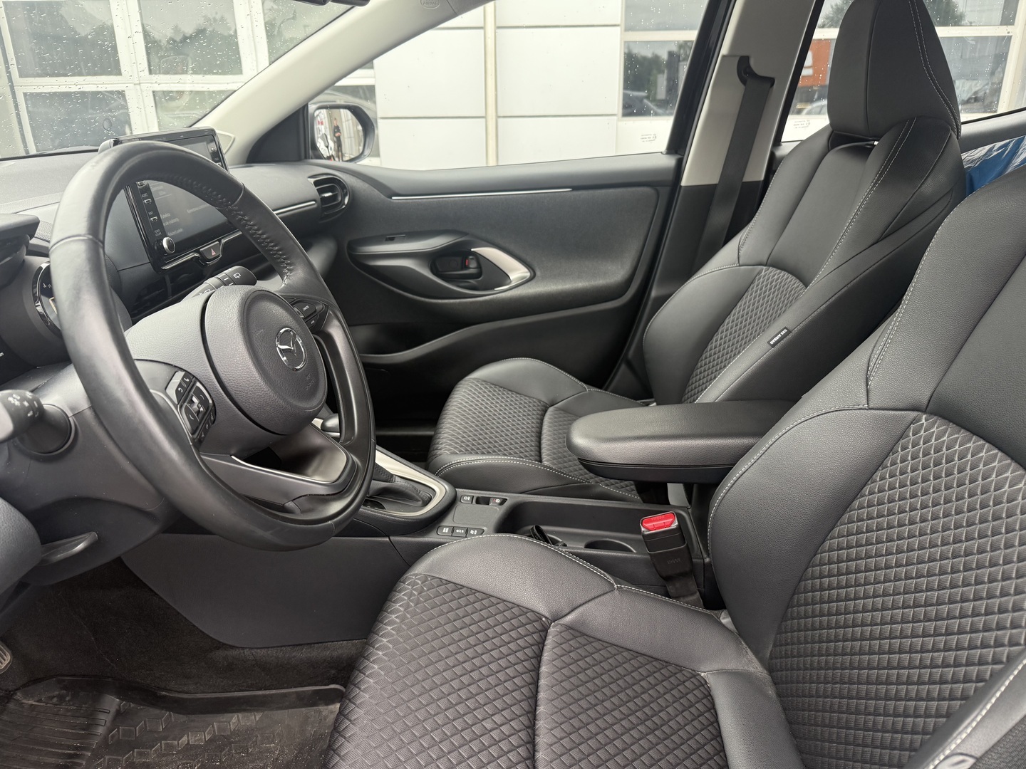 Mazda - Mazda2 - Hybrid 1.5 (116) Agile Comfort + Safety -paketeilla - Viistoperä