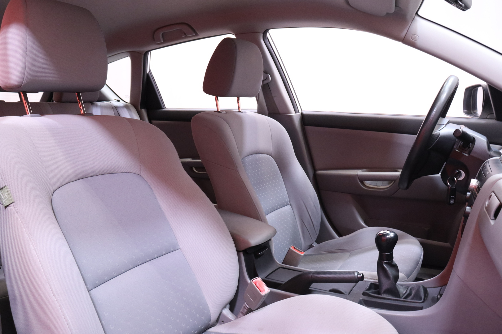 Mazda - Mazda3 - 1.3 / MYYDÄÄN HUUTOKAUPAT.COM // - Viistoperä