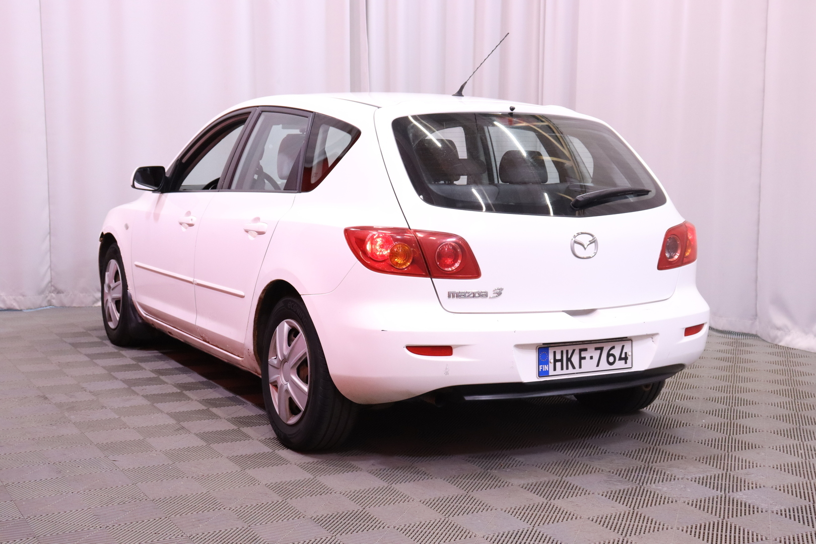 Mazda - Mazda3 - 1.3 / MYYDÄÄN HUUTOKAUPAT.COM // - Viistoperä