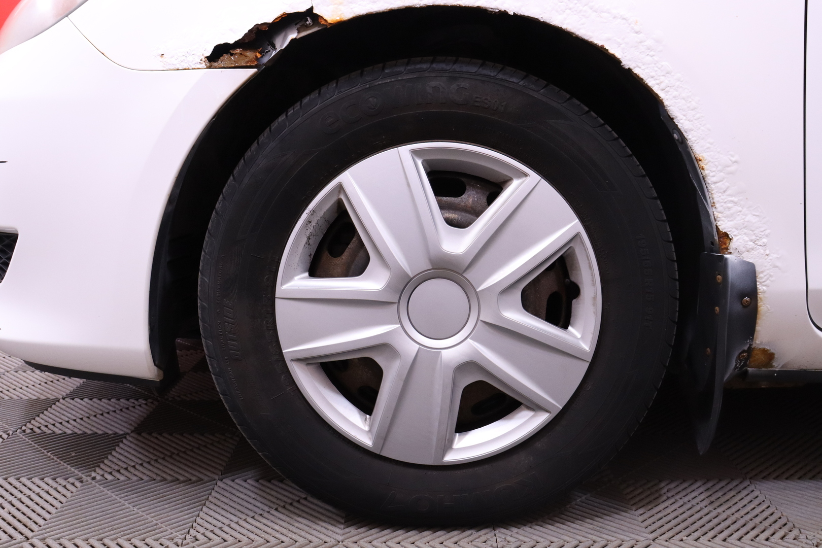 Mazda - Mazda3 - 1.3 / MYYDÄÄN HUUTOKAUPAT.COM // - Viistoperä