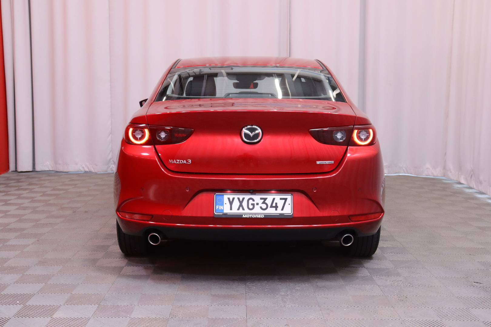 Mazda - Mazda3 - Sedan 2,0 (150hv) M Hybrid e-Skyactiv-G Vision Plus Business AT // 1.Om. Suomiauto / ACC / Kamera / HUD / Navi // - Sedan