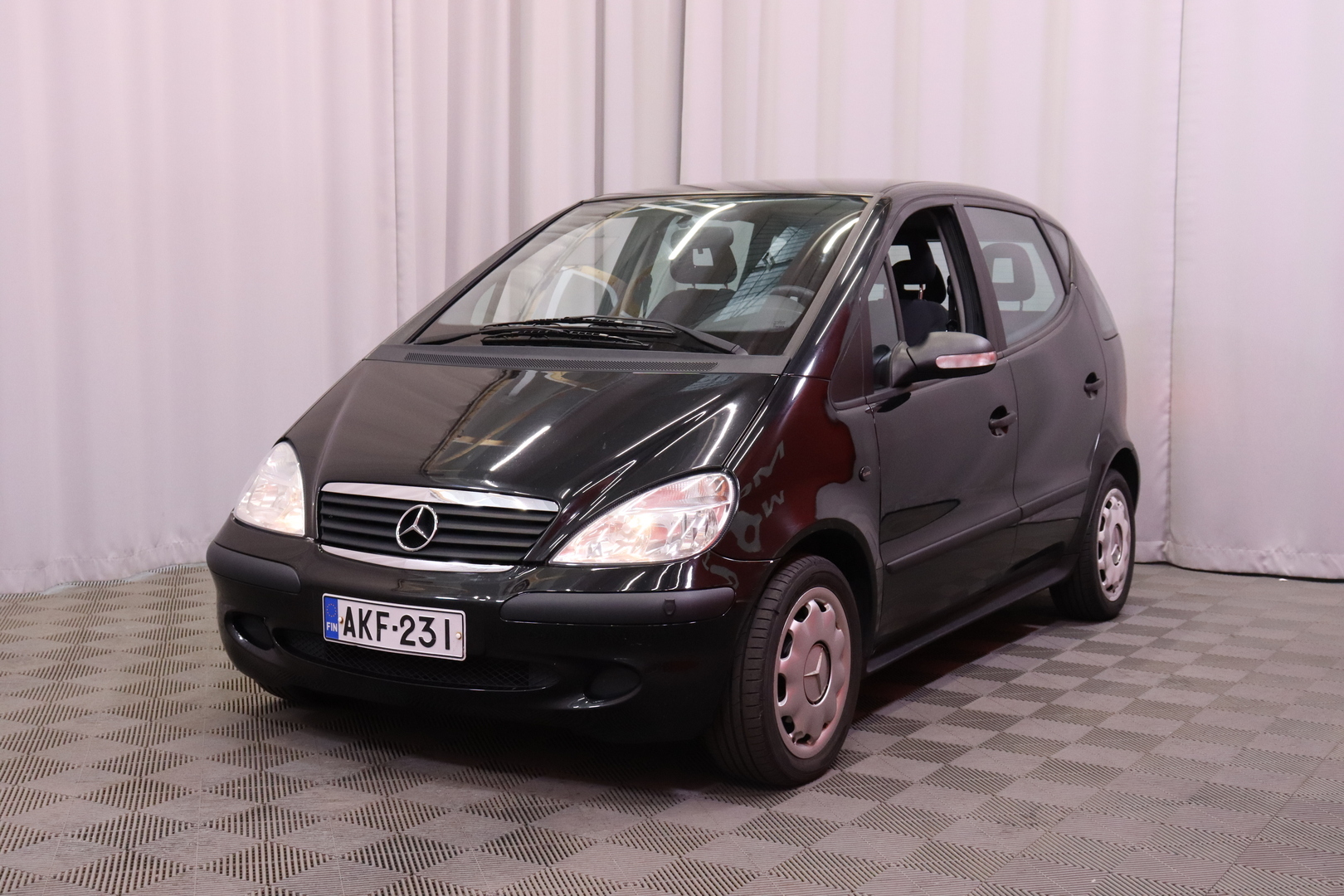 Mercedes-Benz - A - 5D A 140 KOMBI-5 // Radio / ilmastointi // - Farmari
