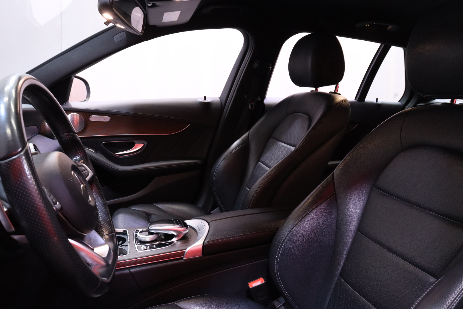 Mercedes-Benz - C - 200 d T A AMG Premium Edition // Burmester / Distronic Pro / Nahkapenkit / Bluetooth / Navi / LED // - Farmari