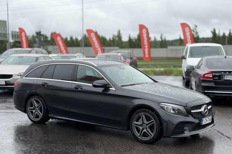 Mercedes-Benz - C - 200 4MATIC T A Star Edition AMG - Farmari