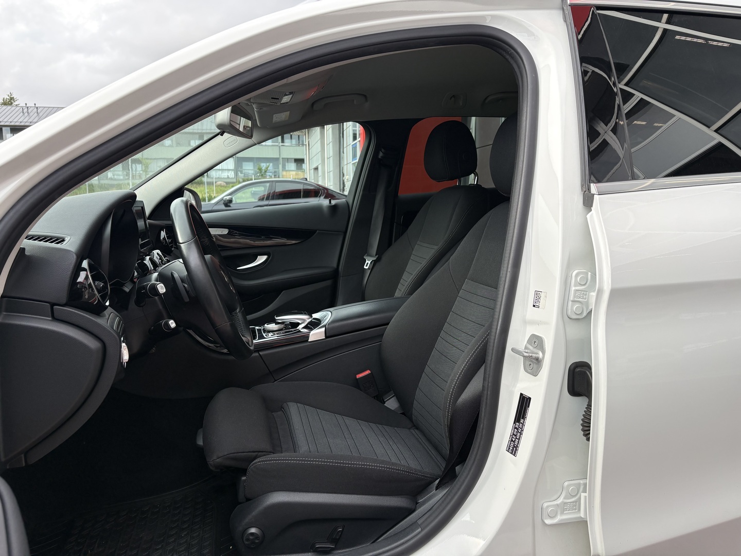 Mercedes-Benz - C - 200 BlueTec T A Premium Business **Suomi-auto / ILS-Led / Sporttipenkit / Vetokoukku** - Farmari