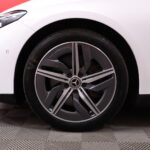 Mercedes-Benz - CLA - 350 4MATIC AMG Line // Matkustajan näyttö / Distronic / Burmester / HUD / Koukku / Panorama // - Sedan