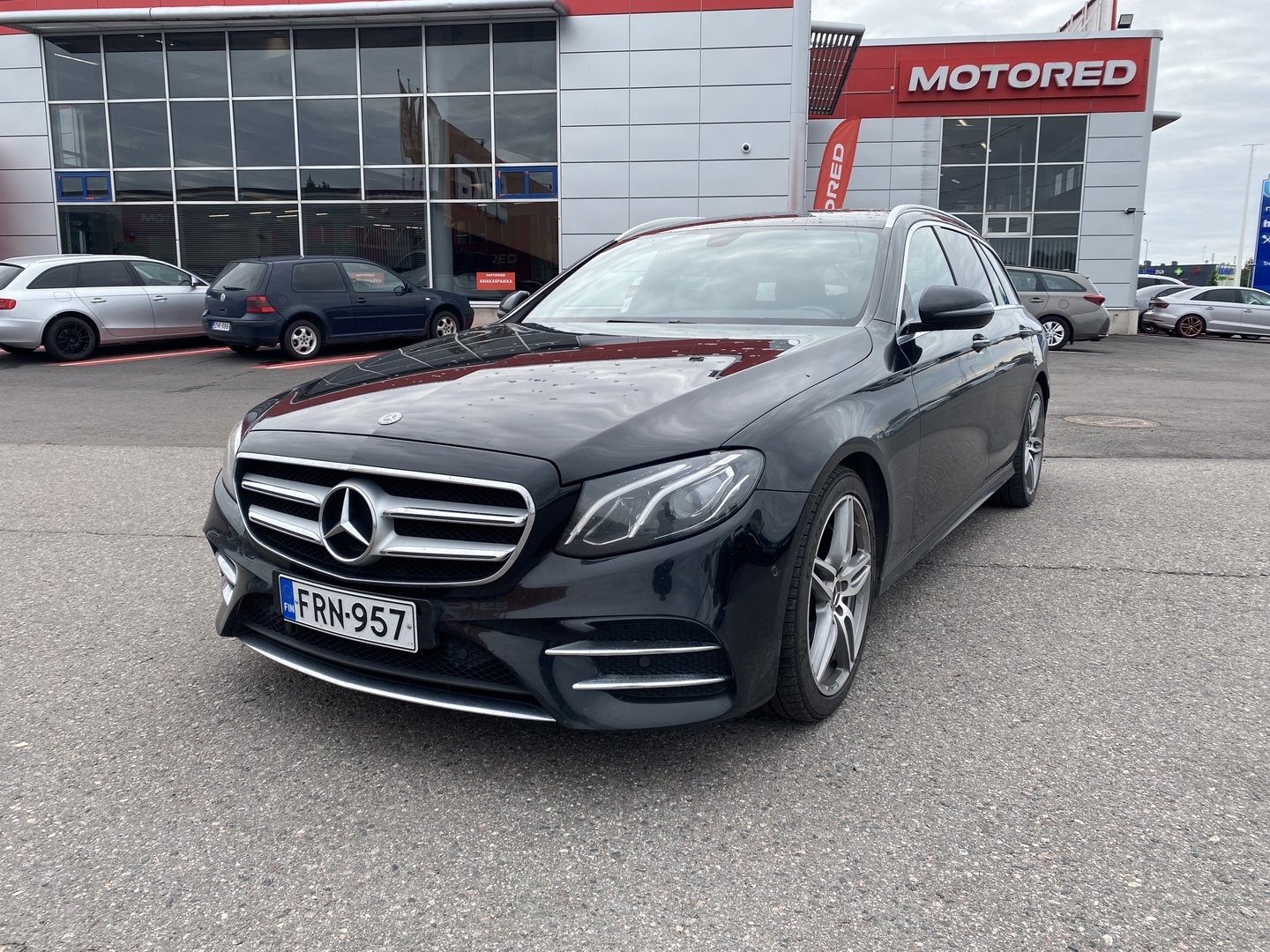 Mercedes-Benz - E - 220 d 4Matic T A Premium Business AMG - Farmari