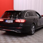 Mercedes-Benz - E - 220 d 4Matic T A Premium Business AMG // Multibeam / Bluetooth / Navi / Ambient / Kamera // - Farmari