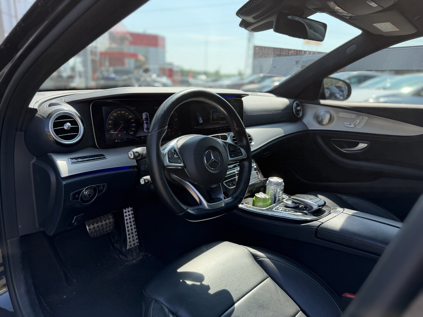 Mercedes-Benz - E - 350 d Sedan AMG / Distronic / Multibeam / Burmester / Panoraama / Muistinahat / Airmatic / 360° / Imuovet / Widescreen - Sedan