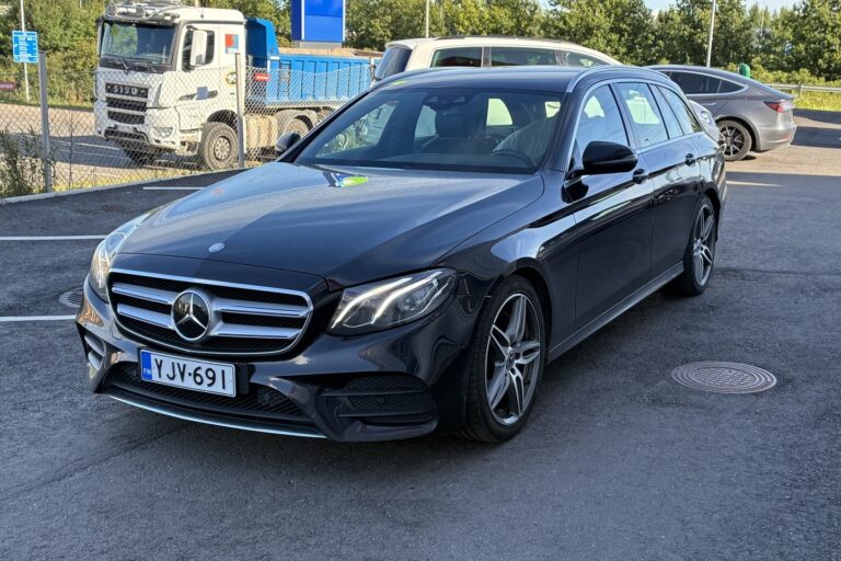Mercedes-Benz - E - 220 d T A Premium Business AMG - Farmari