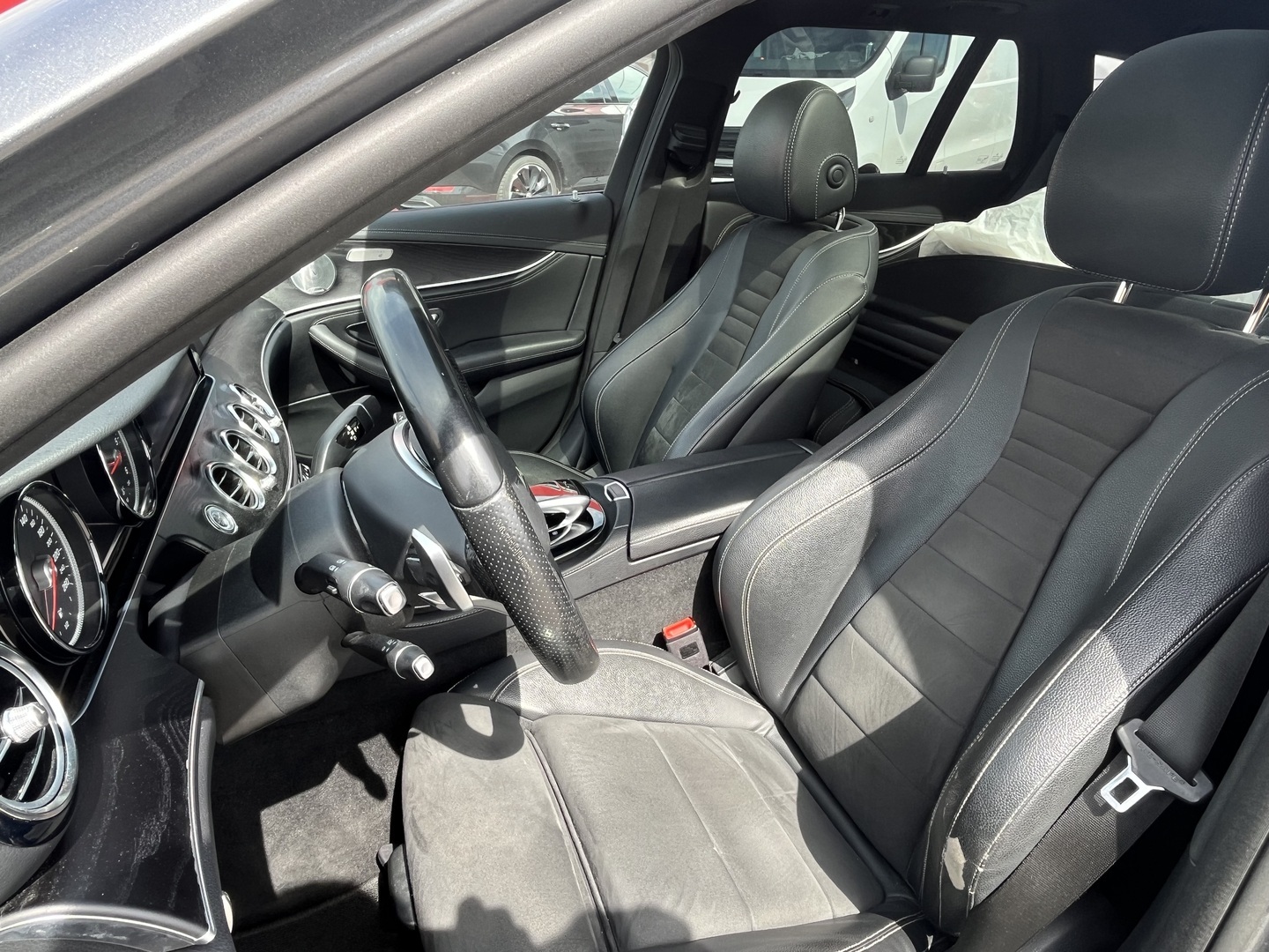 Mercedes-Benz - E - 220 d AMG / Multibeam / Burmester / 360° / Webasto / Keyless / Panoraama / Night paketti / Juuri saapunut! - Farmari