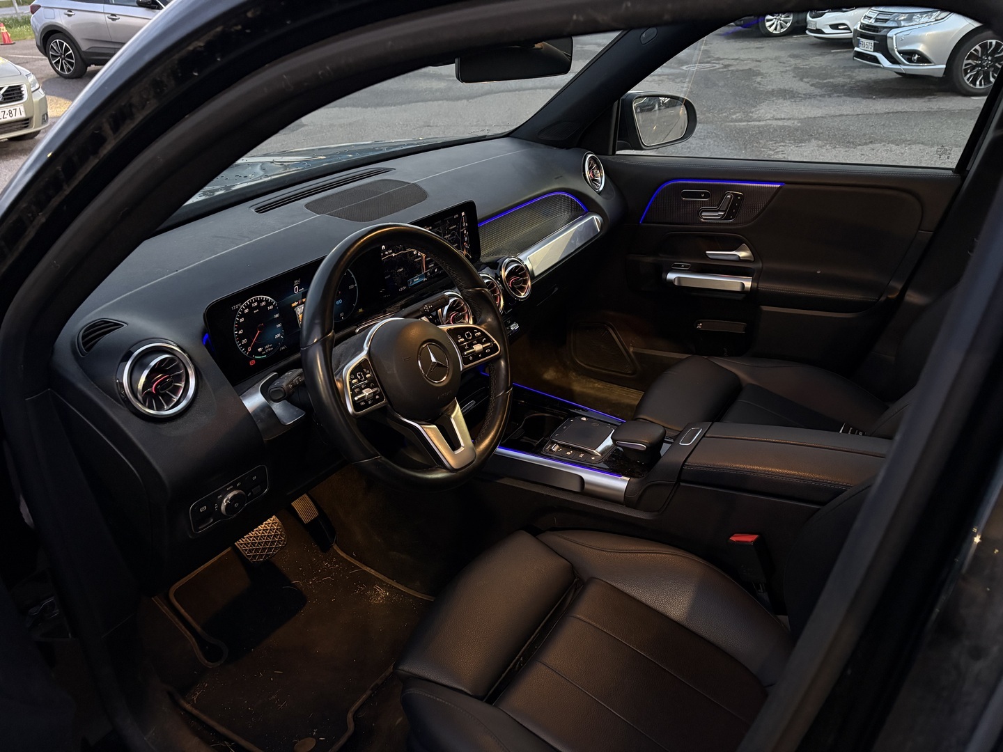 Mercedes-Benz - EQB - 300 4MATIC Business - Maastoauto