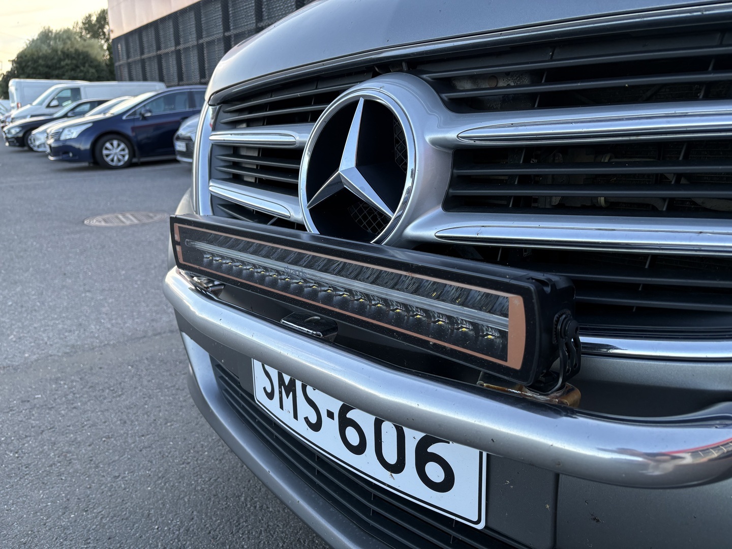 Mercedes-Benz - V - 200 d keskipitkä A2 A Business  **Suomi-auto / Webasto / Merkkihuollettu** - Tila-auto