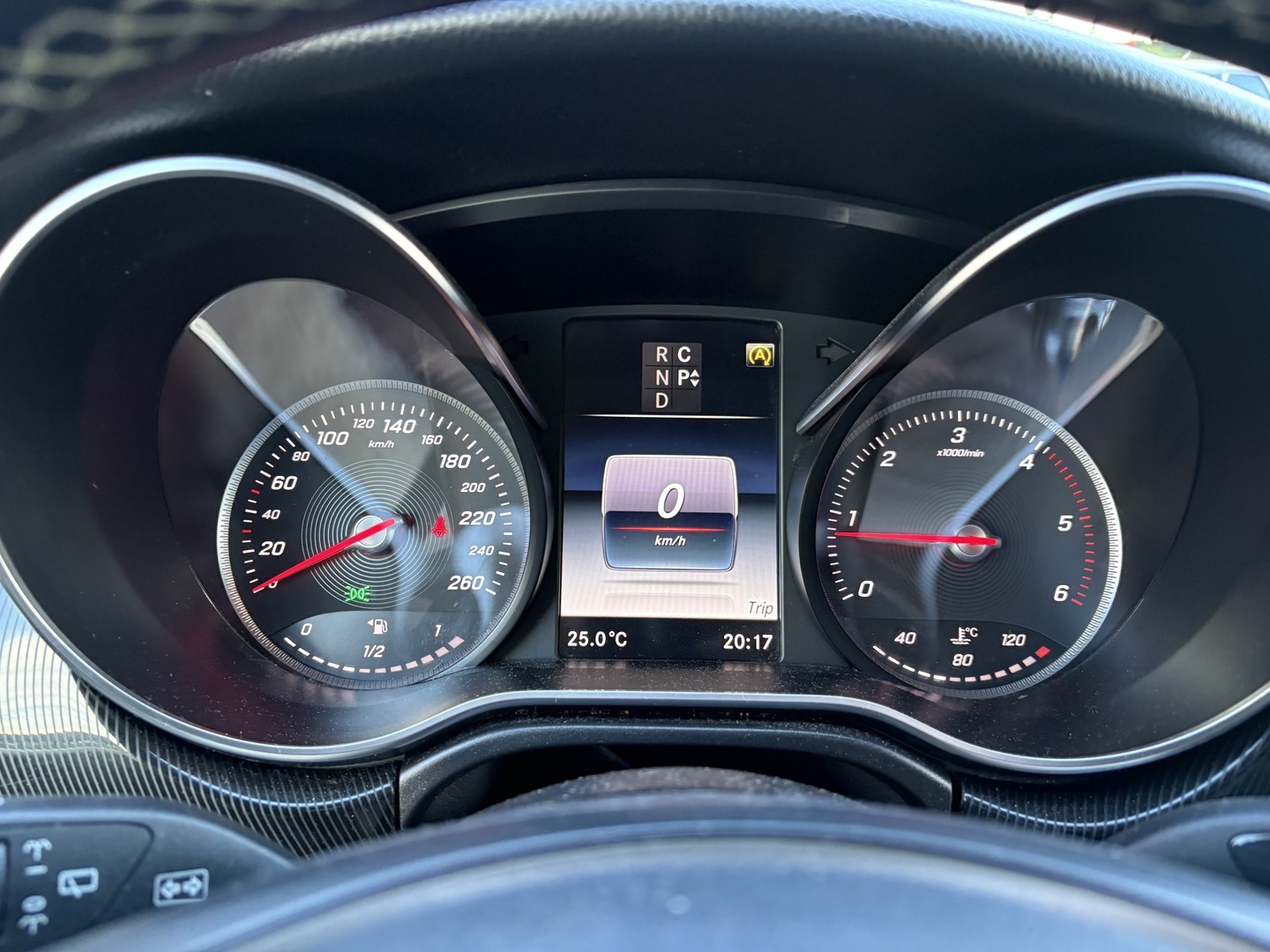 Mercedes-Benz - V - 200 d keskipitkä A2 A Business  **Suomi-auto / Webasto / Merkkihuollettu** - Tila-auto