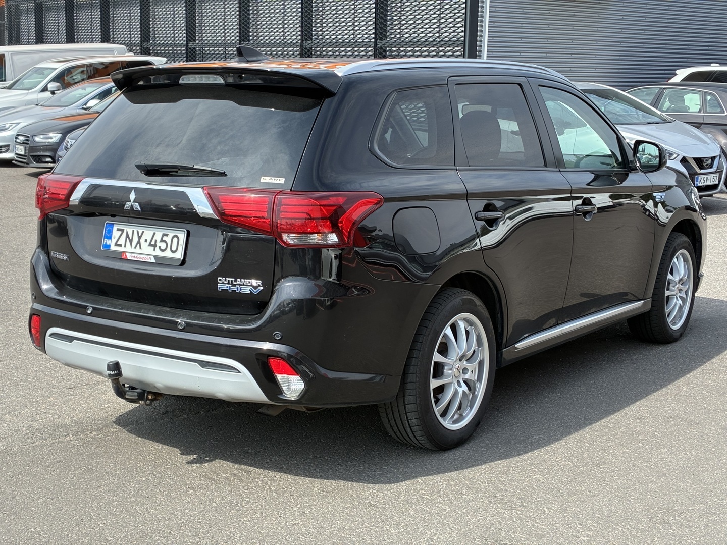 Mitsubishi - Outlander PHEV - Instyle 4WD 5P - Maastoauto