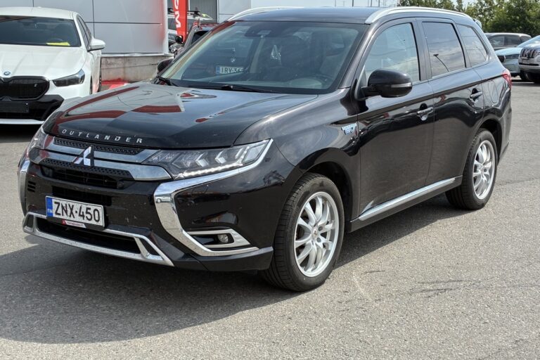 Mitsubishi - Outlander PHEV - Instyle 4WD 5P - Maastoauto