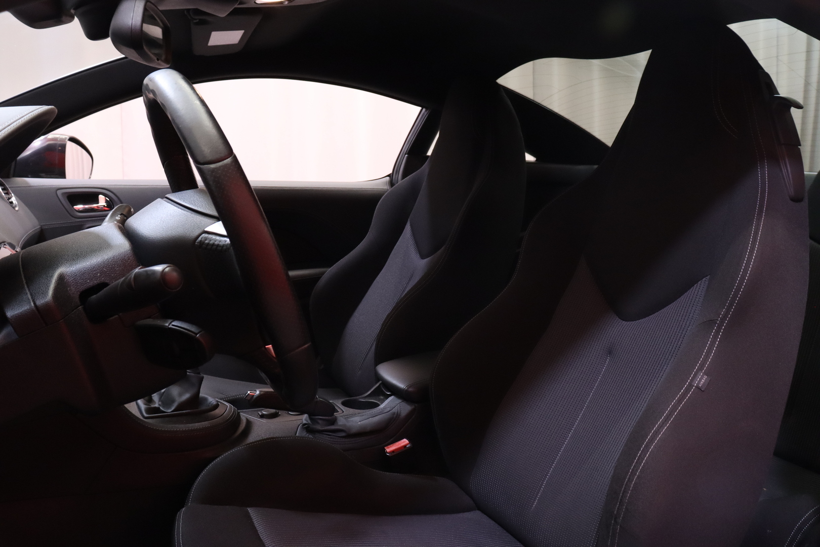 Peugeot - RCZ - THP 156 // Vakkari / P.tutkat / Radio // - Coupe