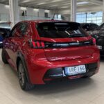 Peugeot - e-208 - Allure Pack 50 kWh 136 Automaatti **Juuri Tullut! / 1-om Suomi-auto / Lämpöpumppu / Kamera / 2x renkaat ja vanteet** - Viistoperä