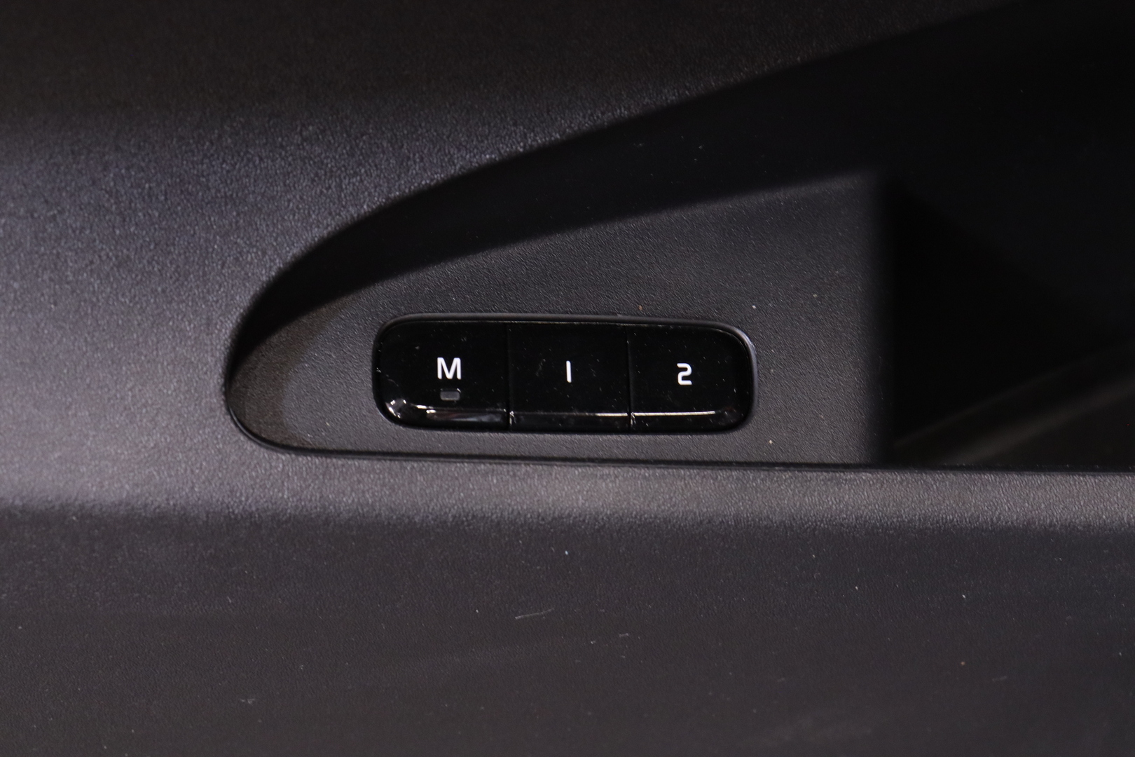 Polestar - 2 - Long Range Dual Motor, 300kW, 78kWh / Lämpöpummpu / H&K / Panorama / LED / 360° // - Viistoperä