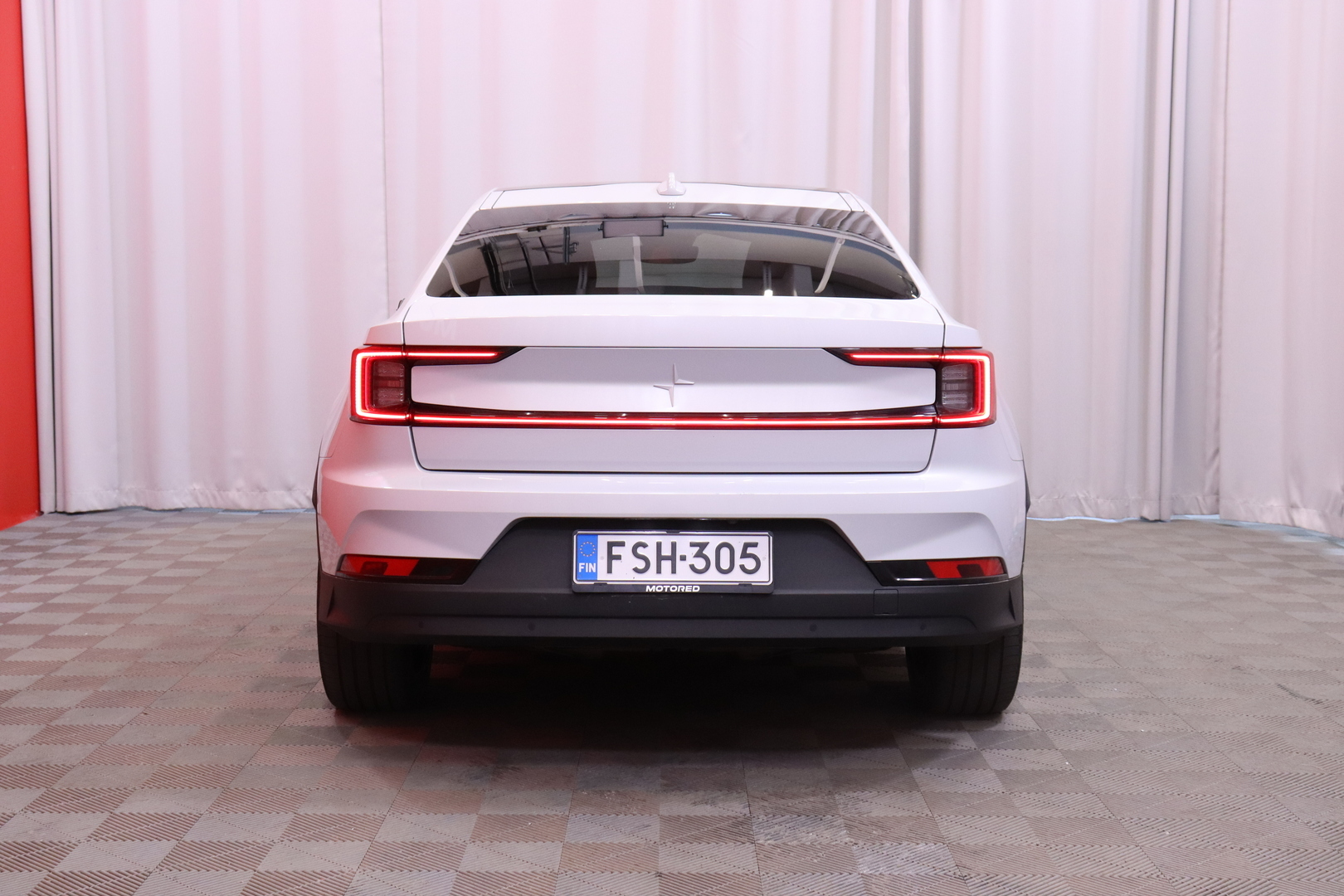 Polestar - 2 - Long Range Dual Motor, 300kW, 78kWh / Lämpöpummpu / H&K / Panorama / LED / 360° // - Viistoperä
