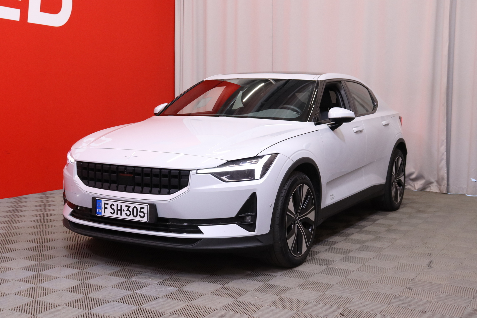 Polestar - 2 - Long Range Dual Motor, 300kW, 78kWh / Lämpöpummpu / H&K / Panorama / LED / 360° // - Viistoperä
