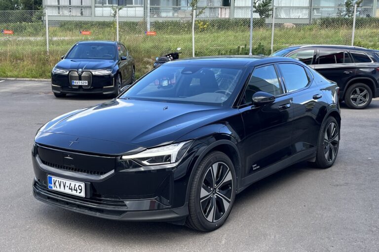 Polestar - 2 - Long range Dual motor Plus Pack, 310kW, 82kWh - Viistoperä