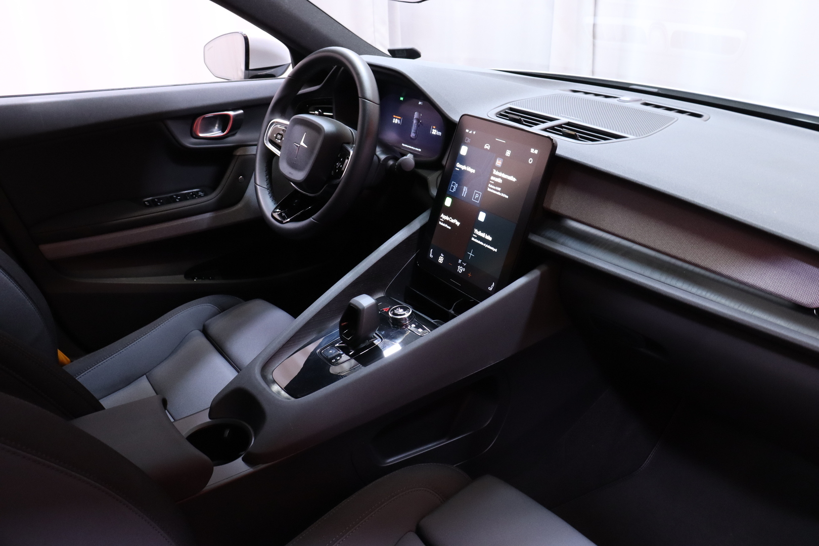 Polestar - 2 - Long Range Dual Motor Performance 78kWh / Pilot & Plus / Koukku / - Viistoperä