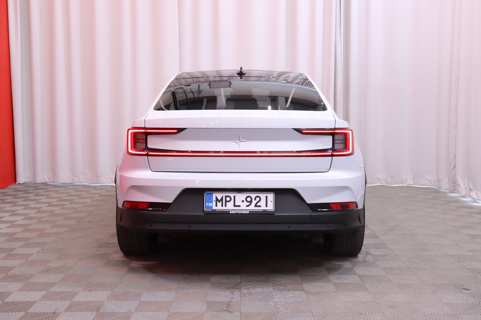 Polestar - 2 - Long Range Dual Motor Performance 78kWh / Pilot & Plus / Koukku / - Viistoperä
