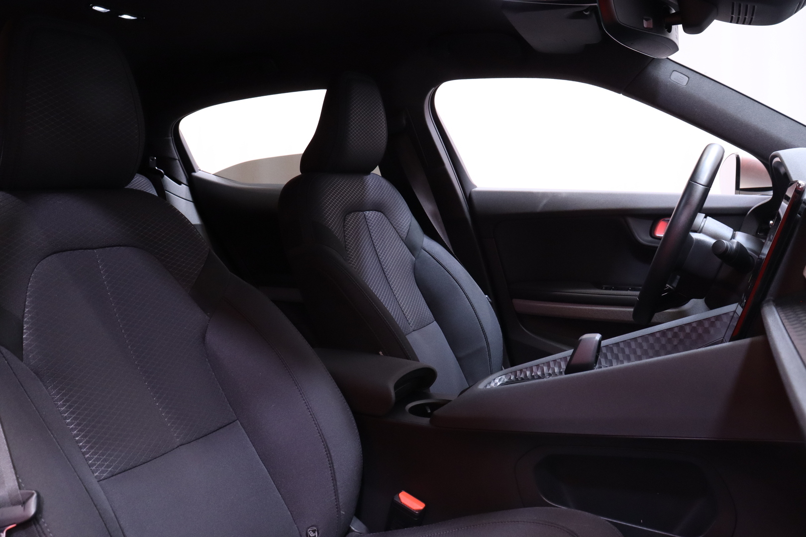 Polestar - 2 - Standard Range Single Motor, 170kW, 69kWh / Suomi-auto / Vakkari / Kamera / Koukku // - Viistoperä