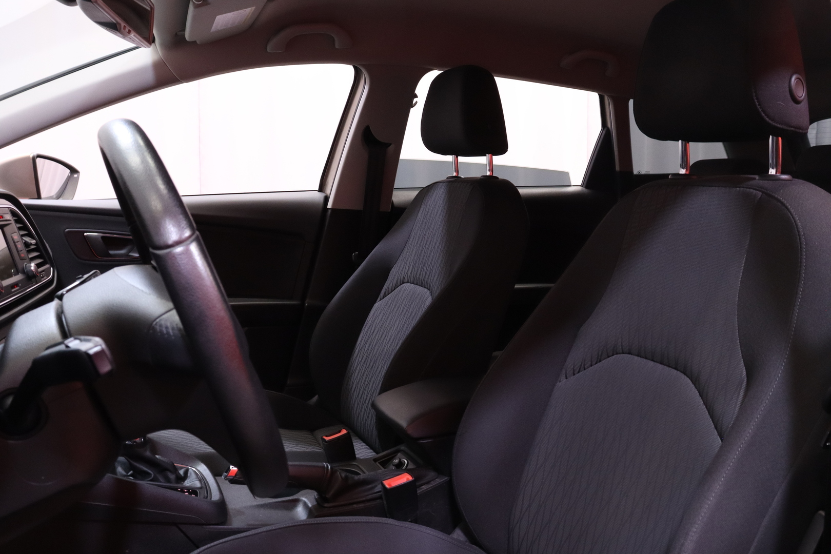 Seat - Leon ST - 1,2 TSI 105 Style DSG // Lohko+ sisähaara / Vakkari / P.tutkat / LED // - Farmari