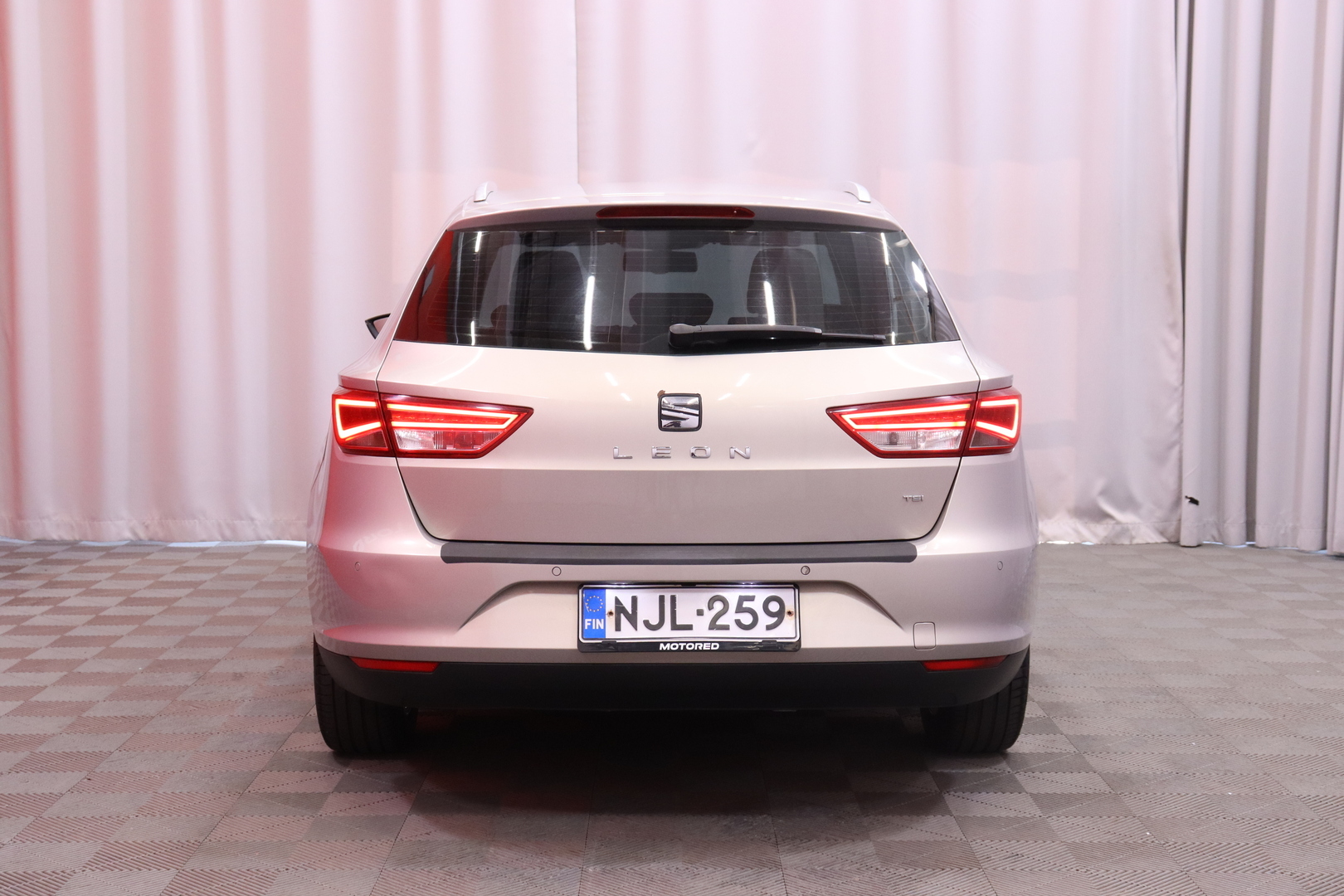 Seat - Leon ST - 1,2 TSI 105 Style DSG // Lohko+ sisähaara / Vakkari / P.tutkat / LED // - Farmari