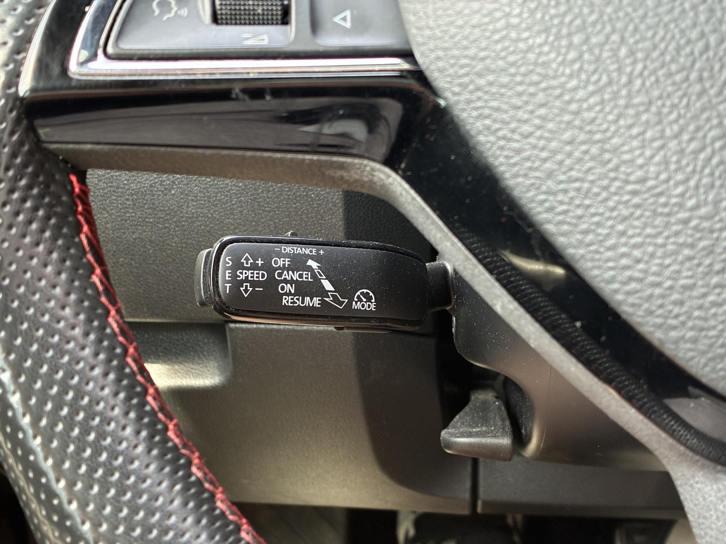 Skoda - Octavia - Combi 2,0 TDI RS - Farmari
