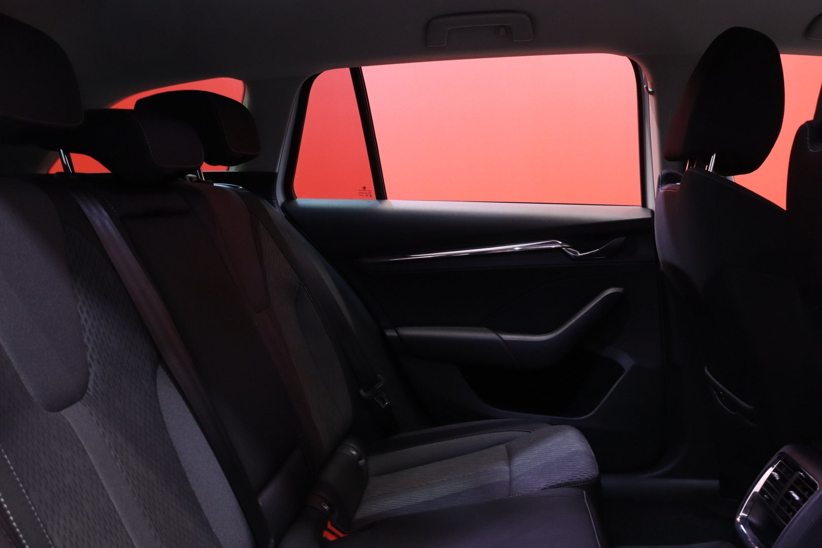 Skoda - Octavia - Combi 1,4 TSI PHEV Style iV DSG Autom // Kamera / Webasto / ACC / Digimittari / Navi // - Farmari