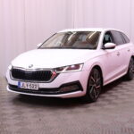 Skoda - Octavia - Combi 1,4 TSI PHEV Style iV DSG Autom // Kamera / Webasto / ACC / Digimittari / Navi // - Farmari