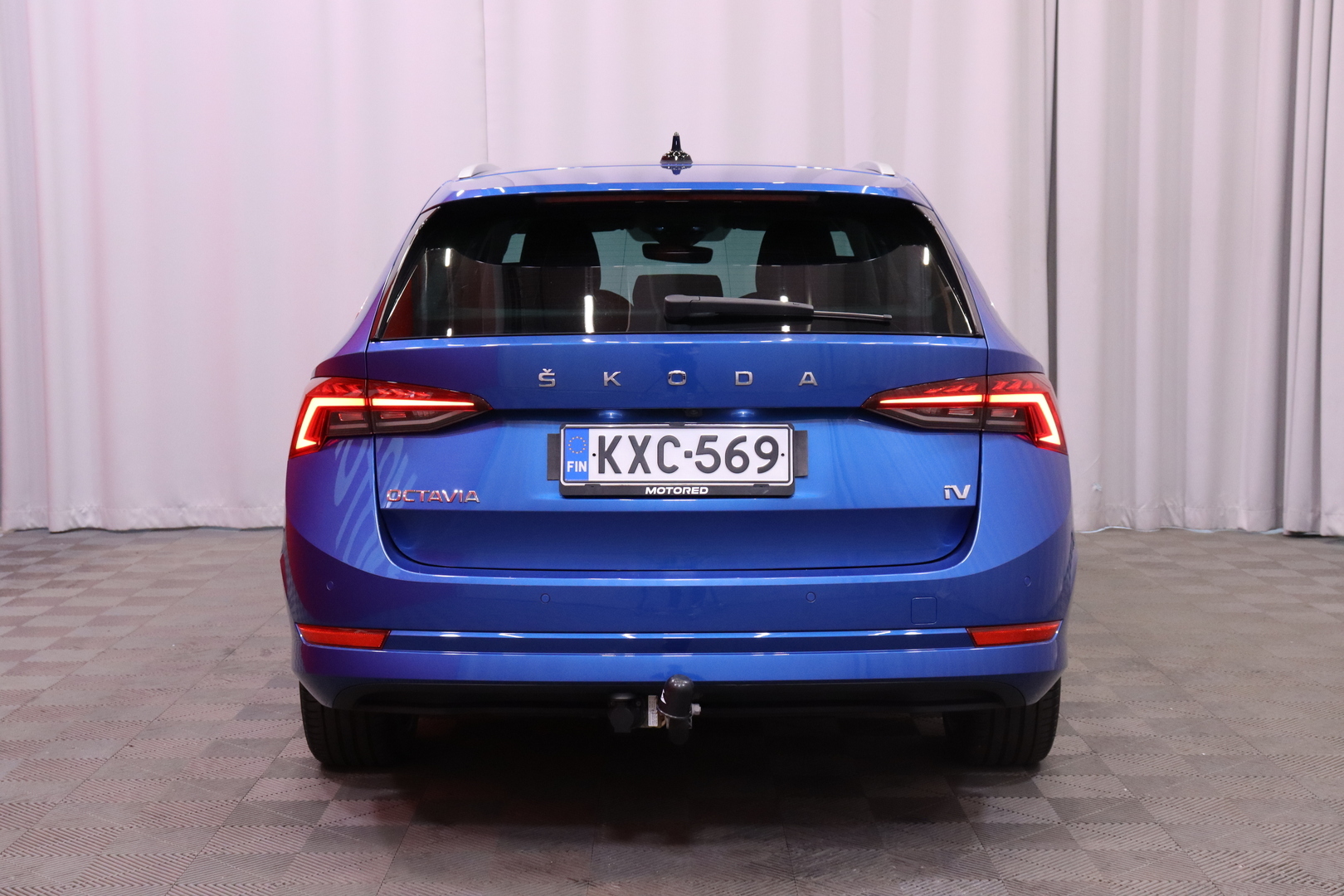 Skoda - Octavia - Combi 1.4 TSI PHEV Style iV DSG Autom. // Webasto / Koukku / ACC / DCC / Kamera / Matrix // - Farmari