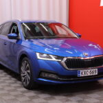 Skoda - Octavia - Combi 1.4 TSI PHEV Style iV DSG Autom. // Webasto / Koukku / ACC / DCC / Kamera / Matrix // - Farmari