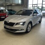 Skoda - Superb - Combi 1,5 TSI ACT Ambition BusinessLine DSG Autom. **Suomi-auto / Webasto / Vetokoukku** - Farmari