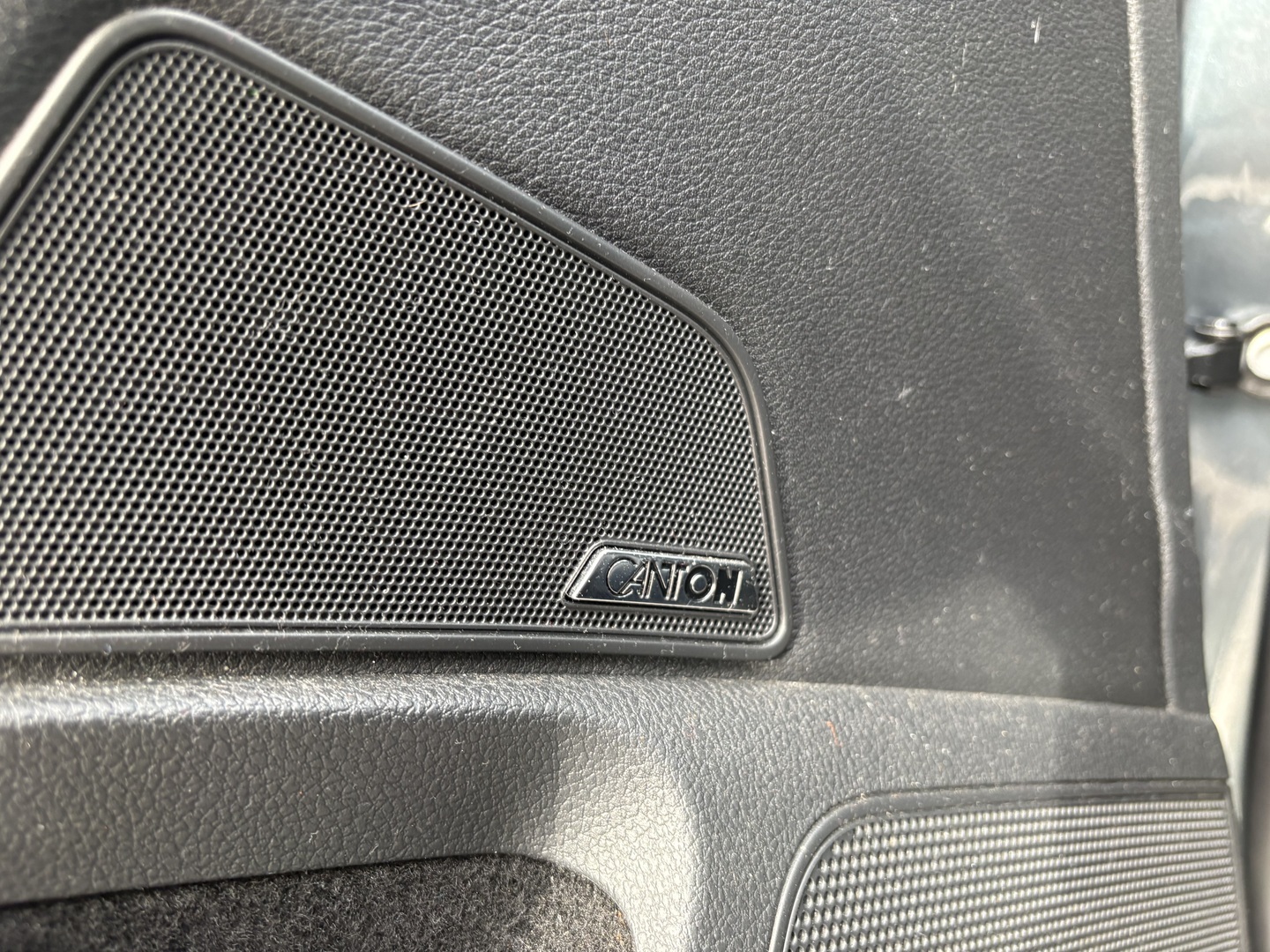 Skoda - Superb - Combi 2,0 TDI 150 Style DSG Autom. ** Juuri Tullut / Suomi-auto / Webasto / Digimittaristo / ACC / Canton / Koukku** - Farmari