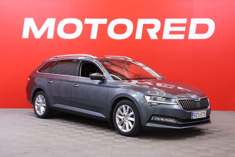 Skoda - Superb - Combi 2,0 TDI 150 Style DSG Autom. ** Juuri Tullut / Suomi-auto / Webasto / Digimittaristo / ACC / Canton / Koukku** - Farmari