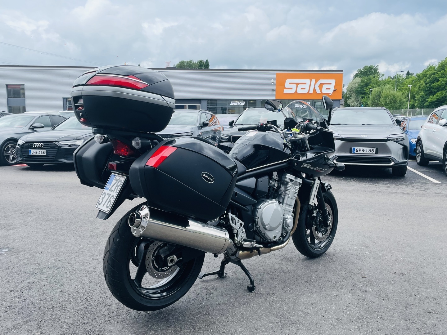 Suzuki - GSF - 1250 S Bandit // 1. OM Suomi-Pyörä / Kuin uusi, ajettu vain 3259km / 3x Laukut // - Moottoripyörä