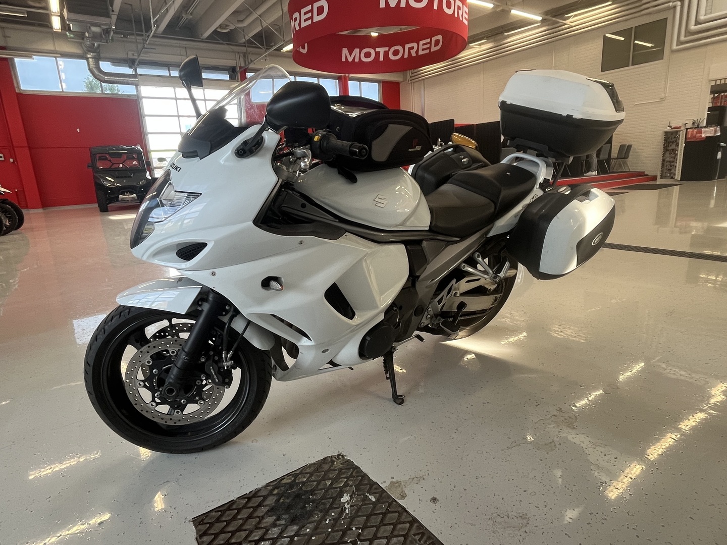 Suzuki - GSX - 1250 FA // Juuri Saapunut! / 4x laukut / Suomi-pyörä / ABS / Huoltokirja // - Moottoripyörä