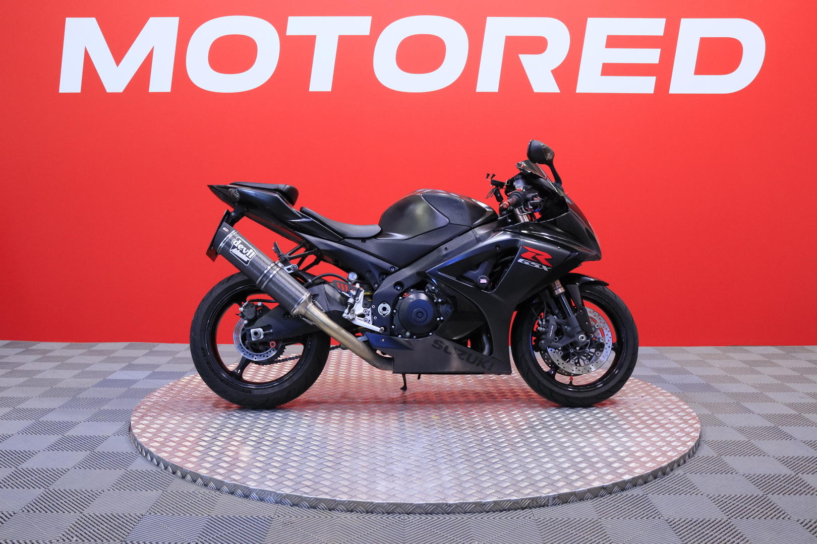 Suzuki - GSX-R - 1000 // Juuri saapunut! / Huoltokirja / Devil // - Moottoripyörä