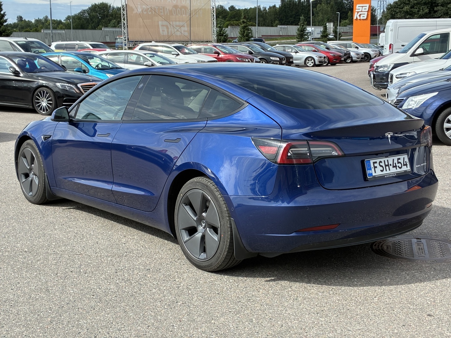 Tesla - Model 3 - Model 3 Long Range - Sedan